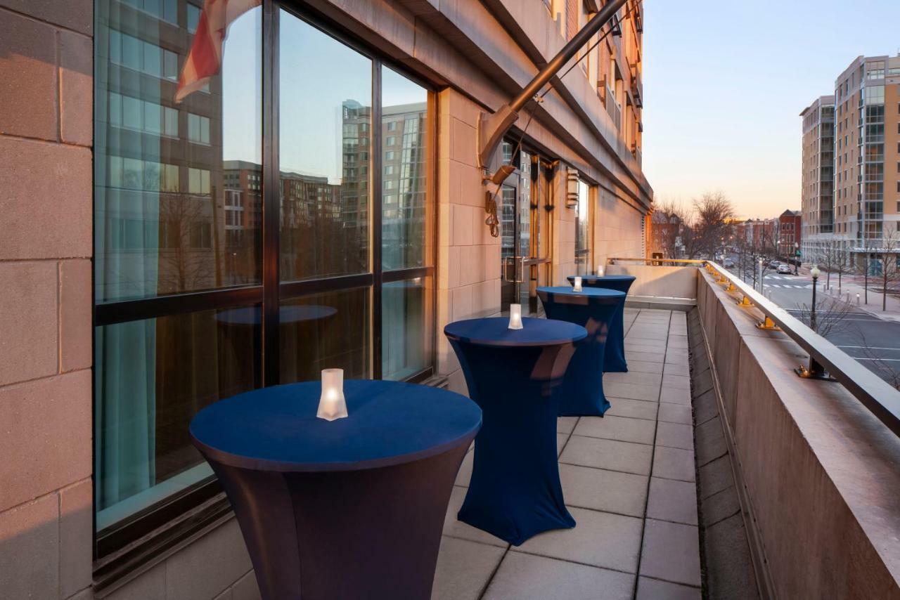 Courtyard By Marriott Washington Capitol Hill/Navy Yard Hotell Exteriör bild